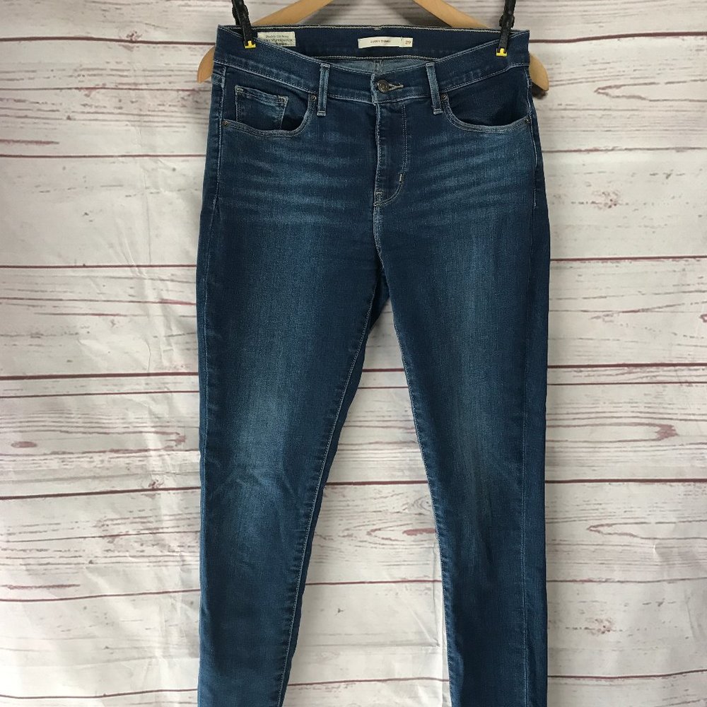 Levi's Curvy Skinny Jeans
